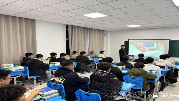 https://mmbiz.qpic.cn/mmbiz_png/3YkgnQ334XECG5LJrMLm9dYNVmHJZ3CeFBj2DsZ1YJT1iczlBBZ6TmS0jq5tTrkuudpdLo98Yh5h8mH56qXBlPw/640?wx_fmt=png